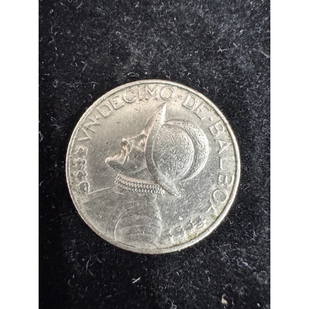 2001 Republica De Panama 1/2 Balboa World Coin Vasco Nunez de Balboa